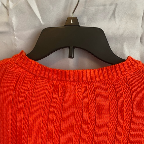 Sweater size large - Picture 2 of 8